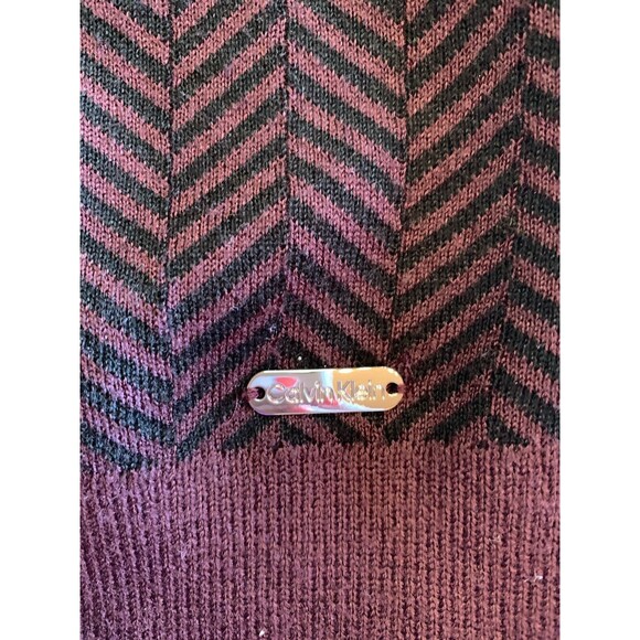 Calvin Klein Wine Chevron Sweater Button Shoulder Quiet Luxury Sz Lg Soft Cozy - Picture 10 of 10